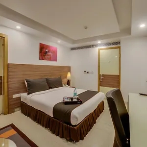 Hotel Townhouse Oak Safdarjung