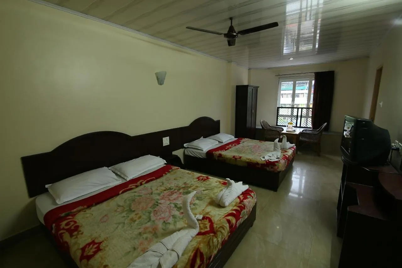 Jays Inn Munnar Hotel