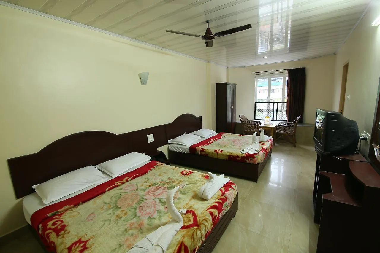 Jays Inn Munnar 3*,